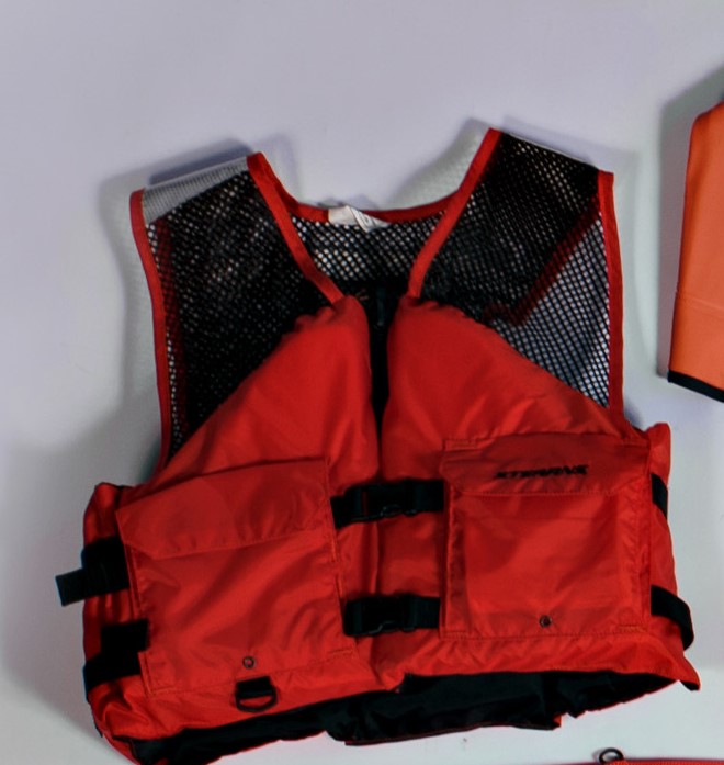 Personal Flotation Device (Life Vest) | Pacific Industrial Supply Co.